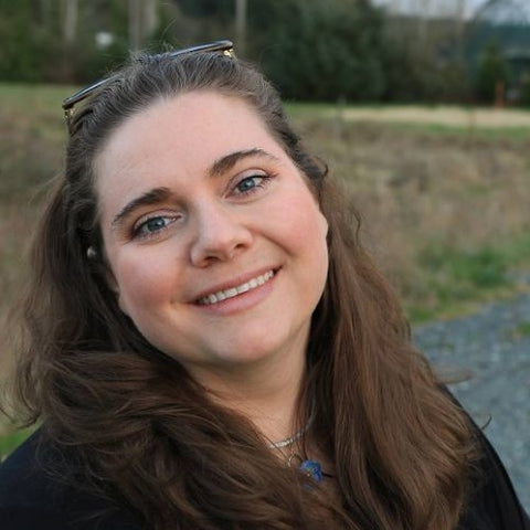 ASHLEY JAMES // Learn True Health